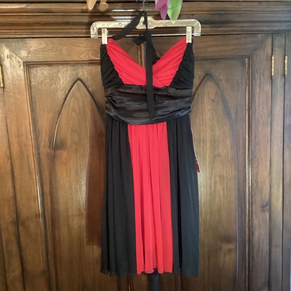 Split Decision- red and black tie halter top dress (9)